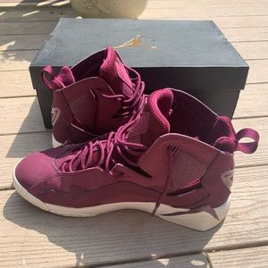 JORDAN TRUE FLIGHT MENS SIZE 12